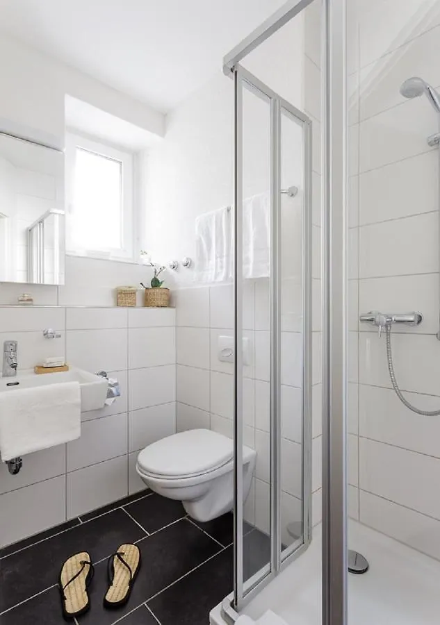 Swiss Star Anwand Lodges - Contactless Self Check-In Zúrich Apartamento